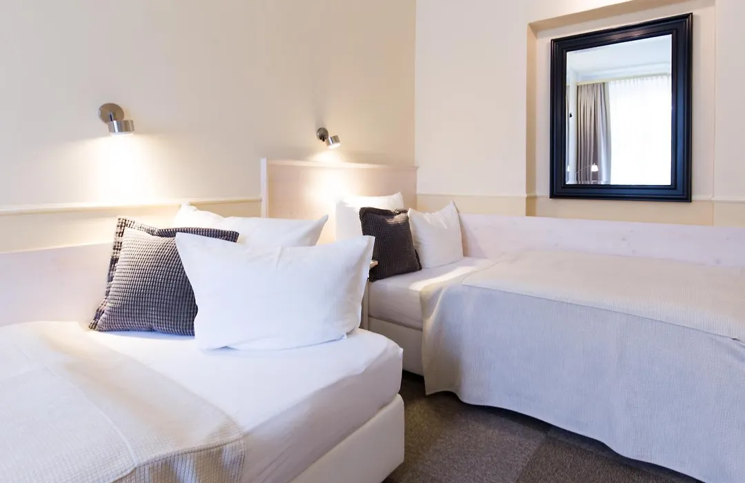 Unitas Hotel-1